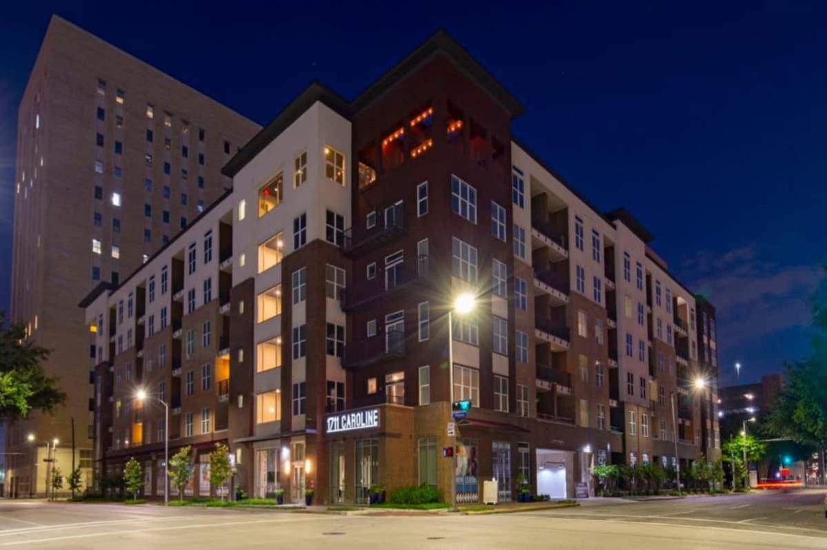 Downtown Apt Free Parking - Pool - Gym - Fully Kitchen Х'юстон Екстер'єр фото
